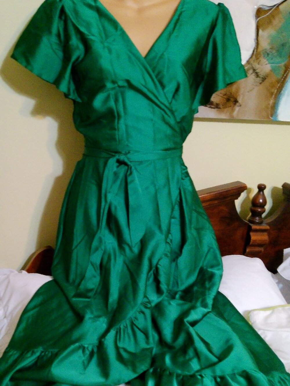 MIAMI SIZE SMALL GREEN DRESS GREAT CONDITION